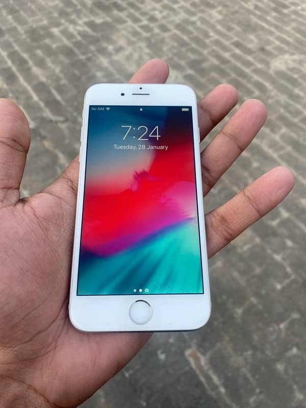 IPhone 6 lush condition Nonpta(16Gb) WhatsApp(03274117805) 3