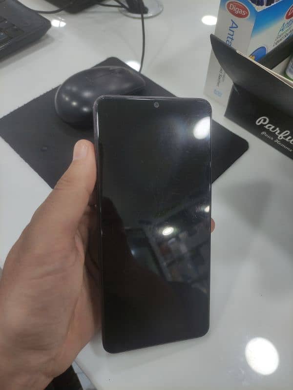 Vivo y27s 8+8 /128gb 1