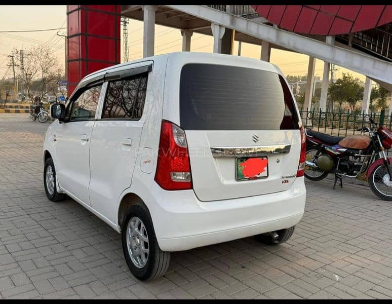 Suzuki Wagon R 2018 4