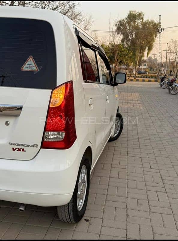 Suzuki Wagon R 2018 7