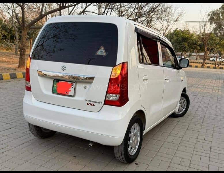 Suzuki Wagon R 2018 10