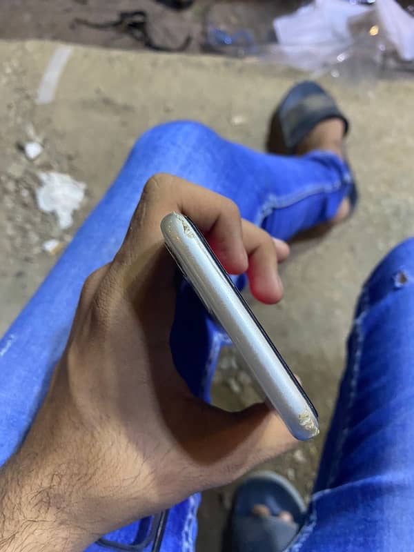 iphone 11jv 64gb 1