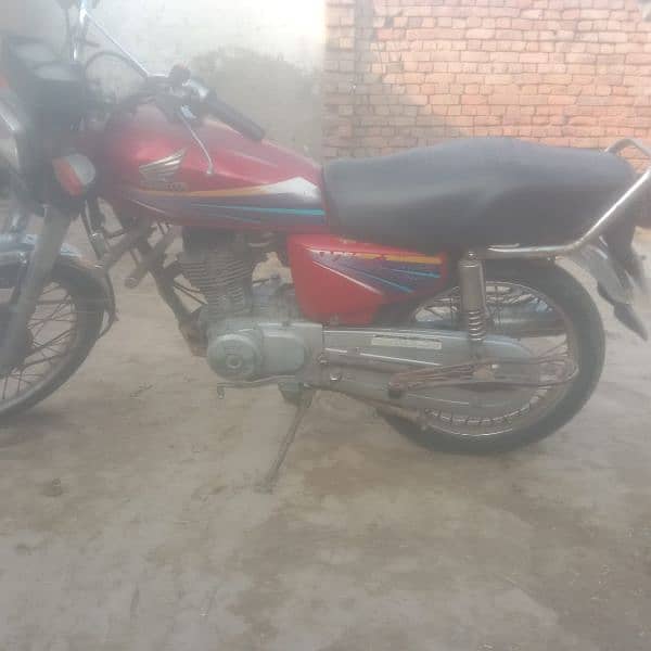 Honda 125 2010 modl argent sale 0