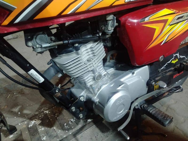 HONDA 125CG MODEL 2021 urgent salle 3