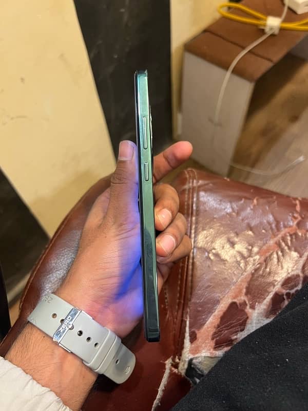 oppo reno 12f 4g 1