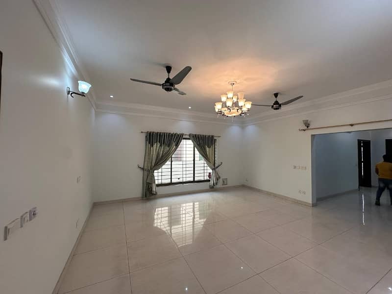 Gujranwala Cantt Face 2 16 Marla House For Sale 15