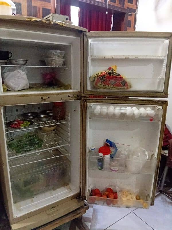 Waves double door Refrigerator for sale (good condition) 3