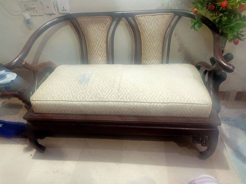 sofa condition new pure wood 0