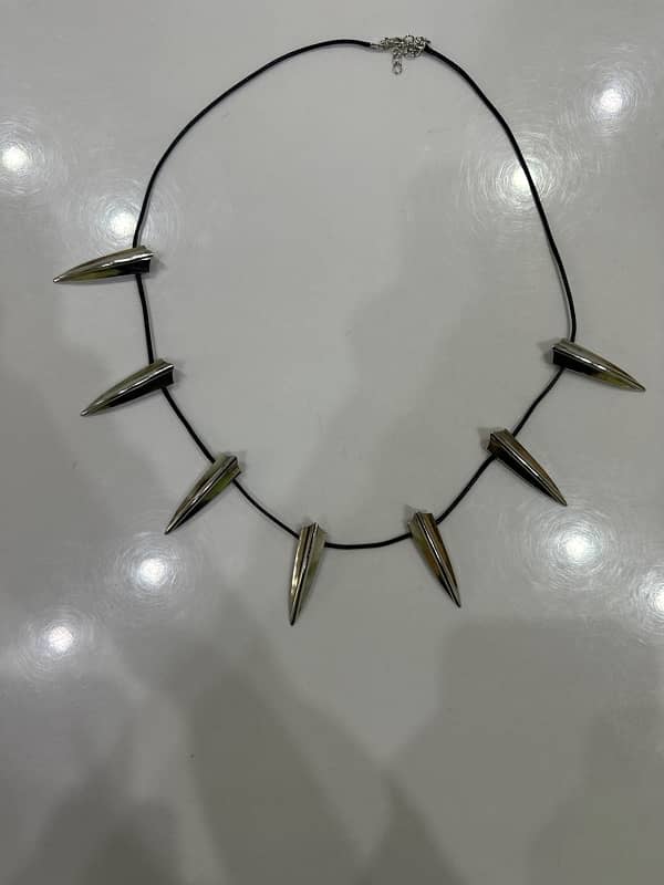 Black panther necklace 1