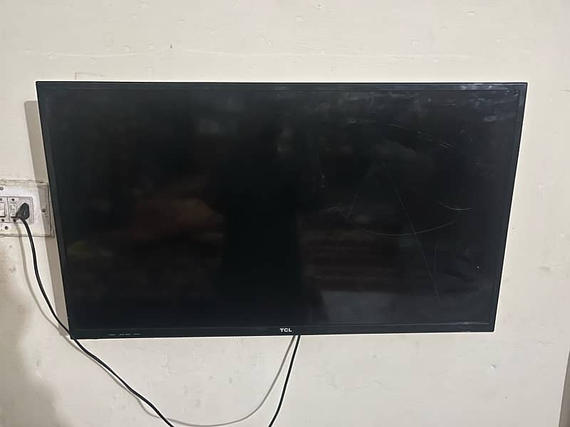 TCL LED 1