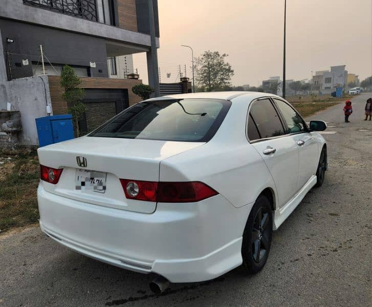 Honda Accord 2002 3