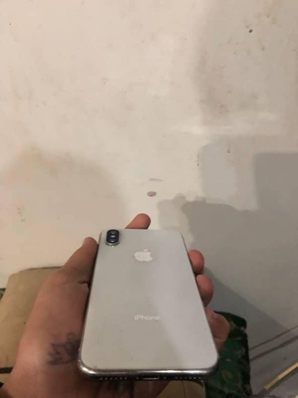 I phone x 64gb white colour 0