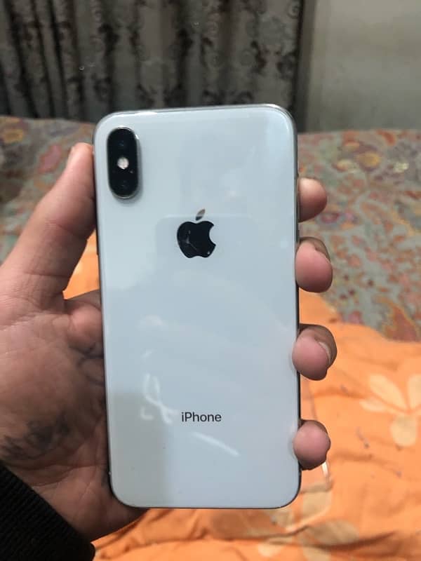 I phone x 64gb white colour 2