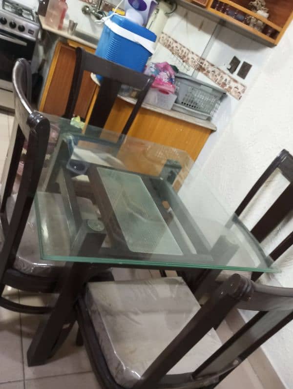 Dinning Table 0