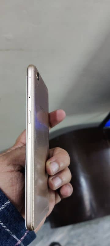 OPPO A 37 GOOD CONDITION 3