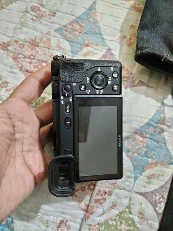 sony6500 camera with 16/50 3