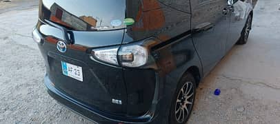 toyota sienta for sale