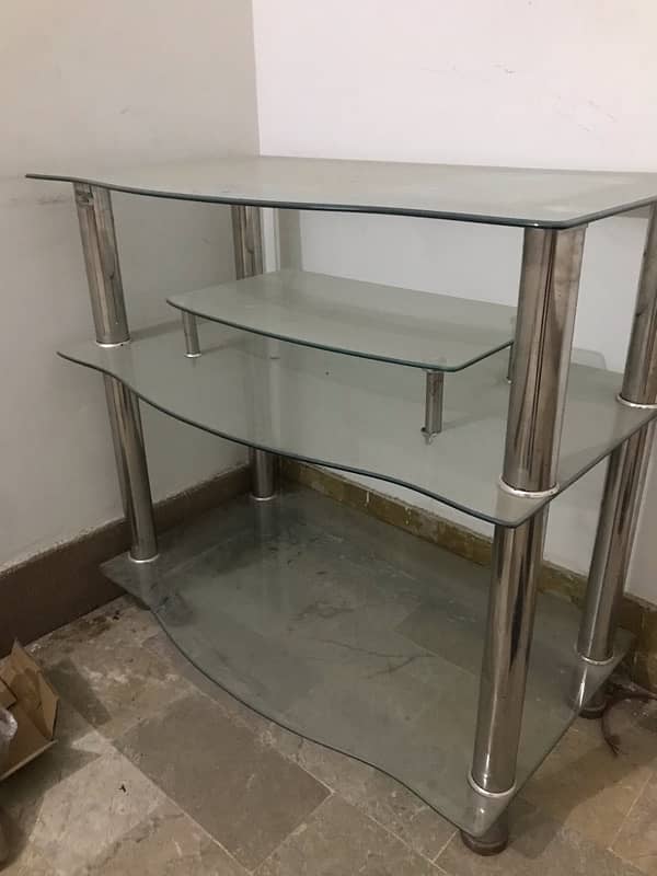 Glass trolley in good condition 2