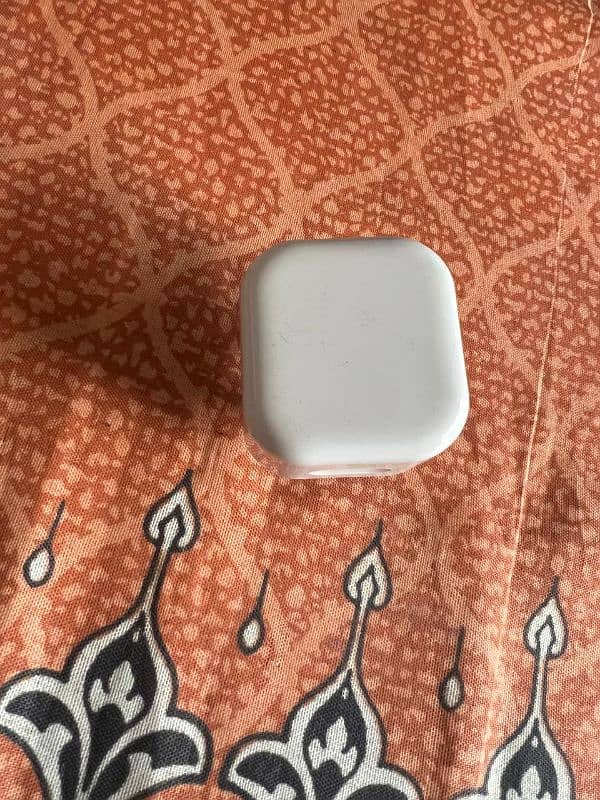 iphone ka charger ha full original 1