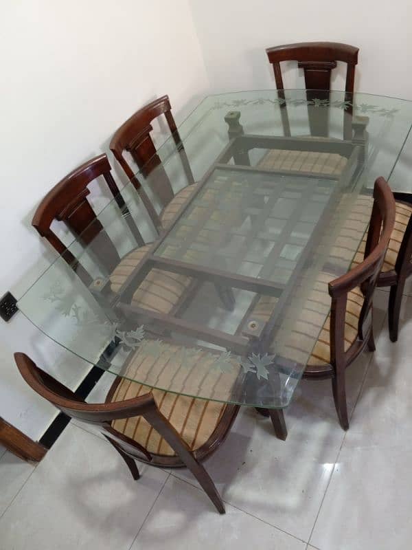 dinning table six seater 3