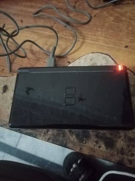 Nintendo ds lite shiny black colour 2