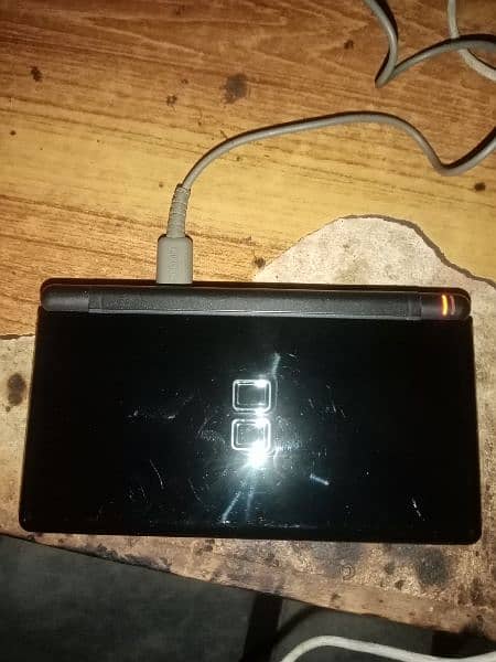 Nintendo ds lite shiny black colour 9