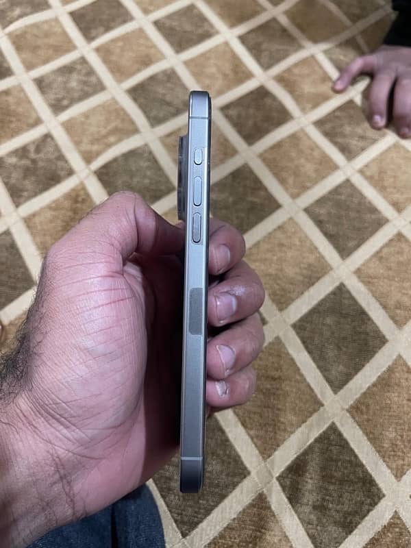 Iphone 15Pro Max 256GB Natural Titanium 2