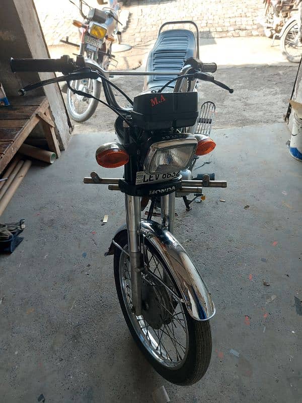 for sale Honda 125 2020 model exchange possible with cd70 3