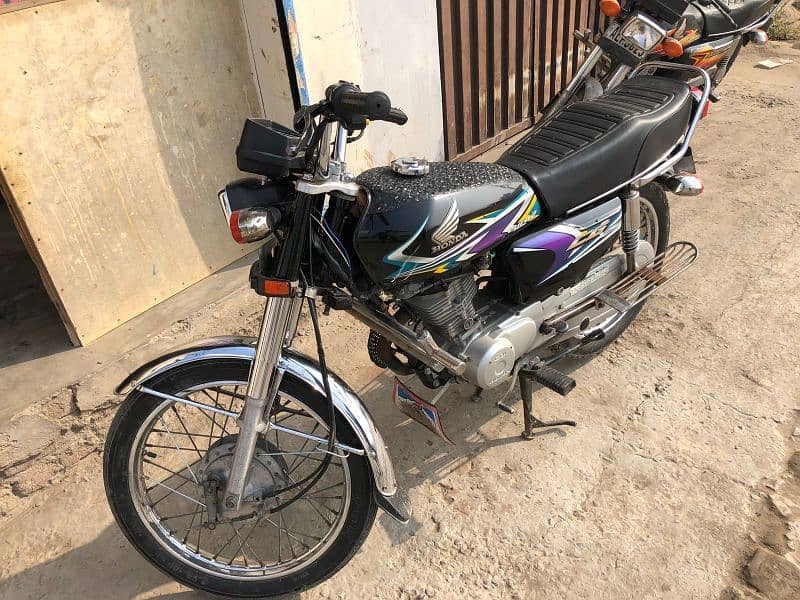 for sale Honda 125 2020 model exchange possible with cd70 6