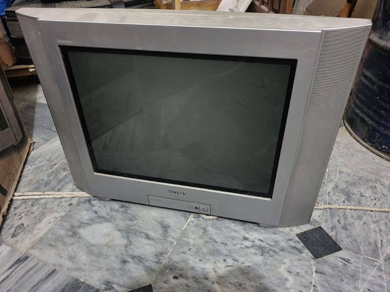 sony wega old television condition 10/10 0