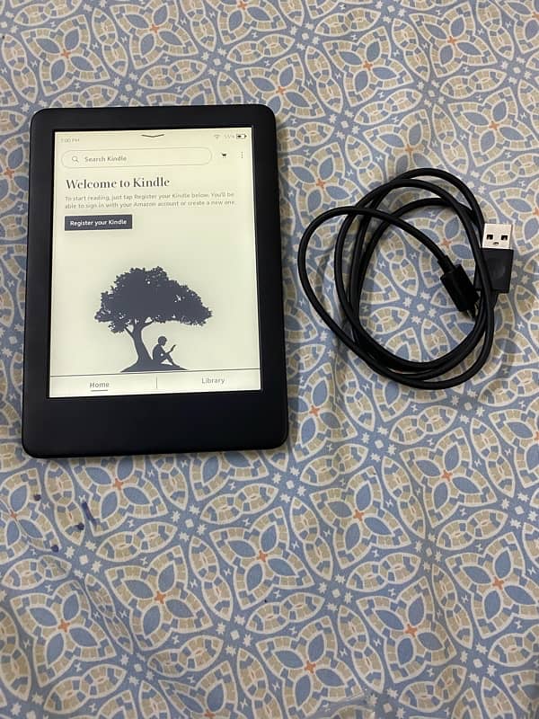 Amazon Kindle 10 (8 GB) 4