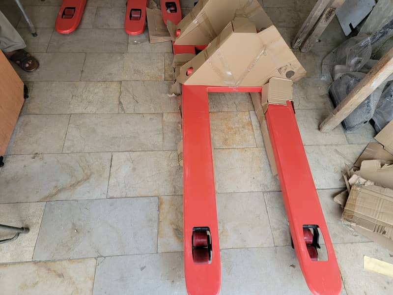 VMAX 3 Ton Brand New Hand Pallet Trucks forklifts fork lifters 4 Sale 15