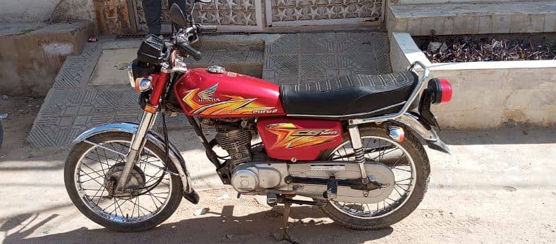 Honda cg 125 genuine low mileage 7