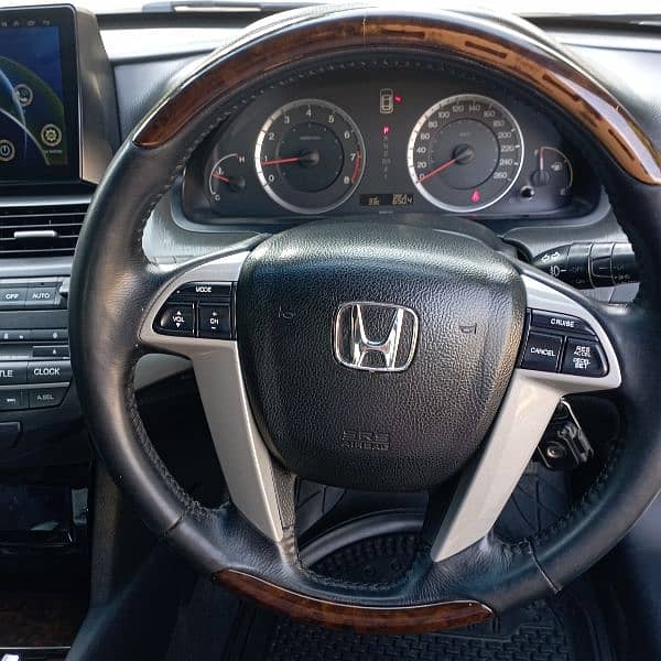 Honda Accord 2008 Excellent condition 5