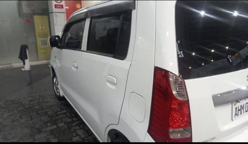 Suzuki Wagon R 2022 4