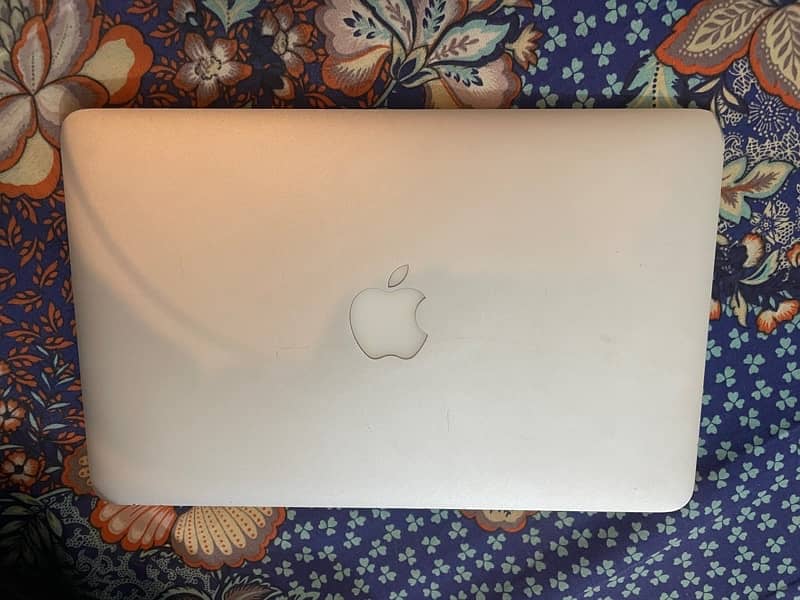 Mac Book Air 2011 11 Inch 0