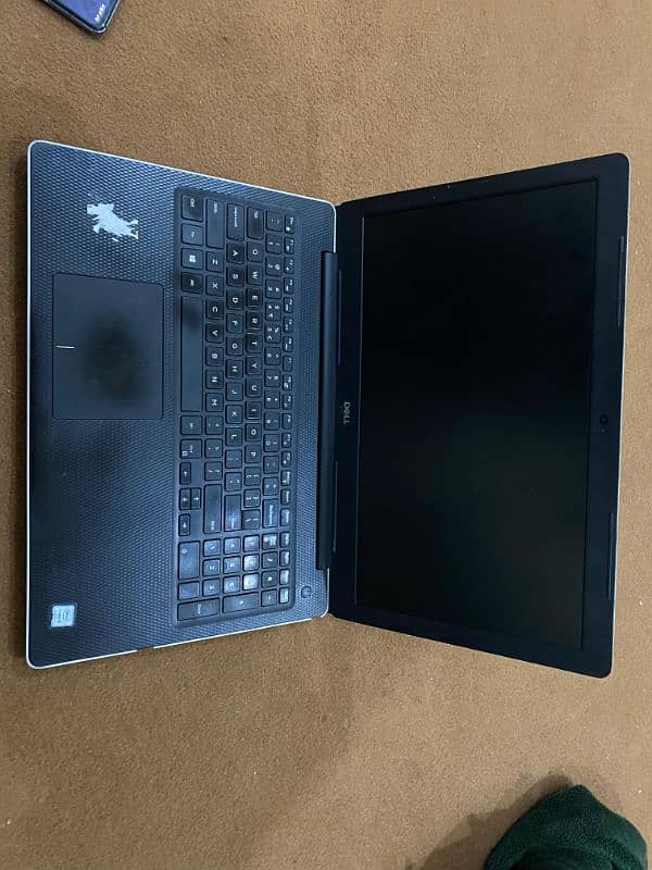 Dell Inspiron 3580 1