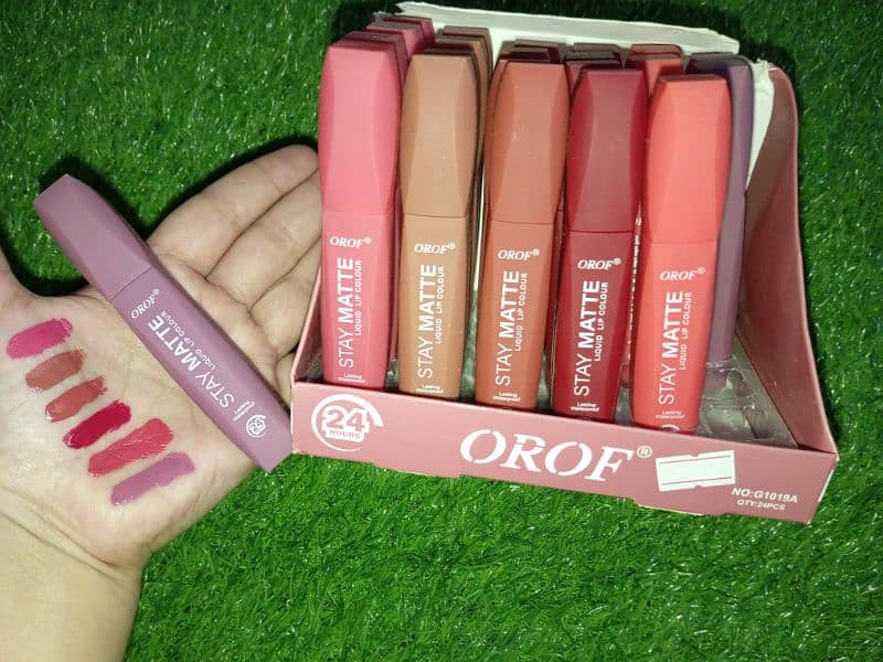 lip glosses n palette reasonable price hurry up grab it now 15