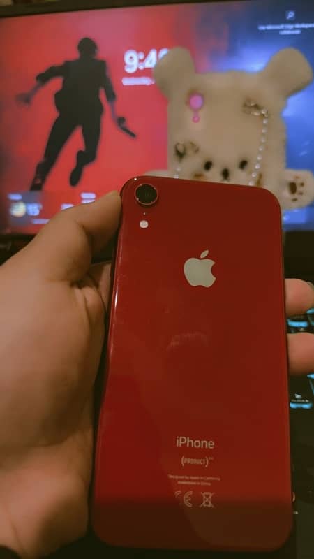 iPhone XR 128GB RED 1