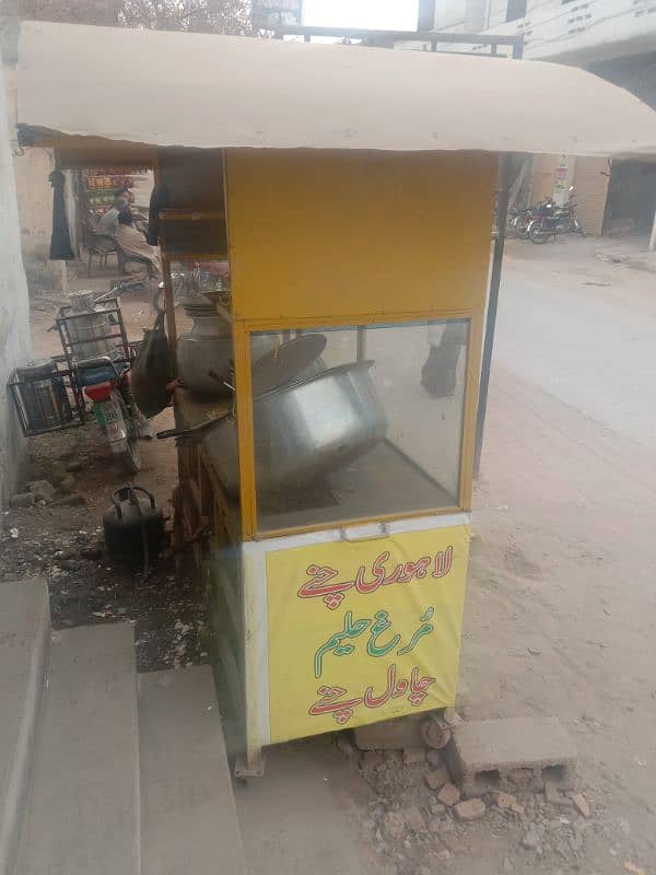 food counter for sale in good condition 5