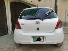 Toyota Vitz 2006