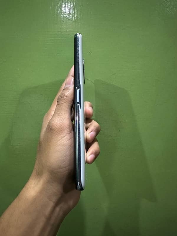 infinix note 7 6/128 gb 4