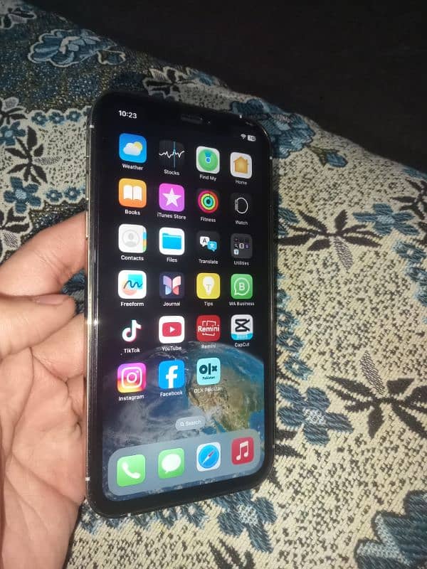 iphon xr converted 14pro 1