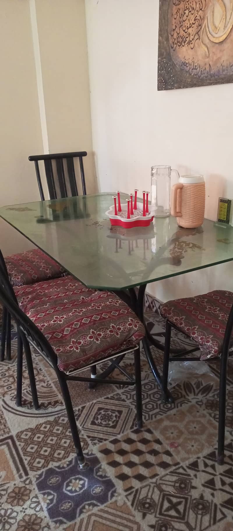 dining table with chairs 0