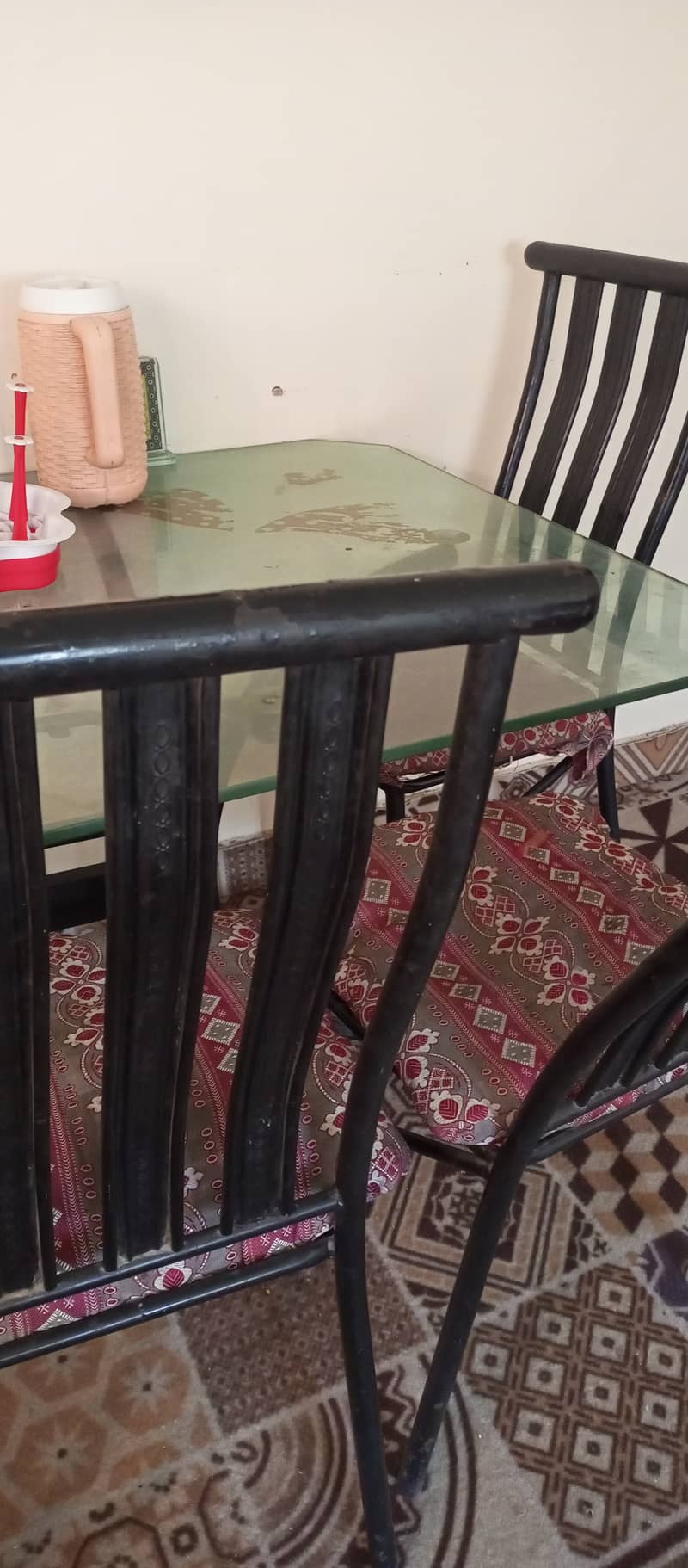 dining table with chairs 3