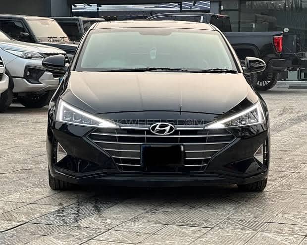 Hyundai Elantra 2023 0