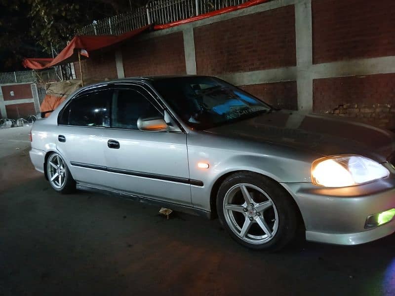 Honda Civic EXi 1999 6