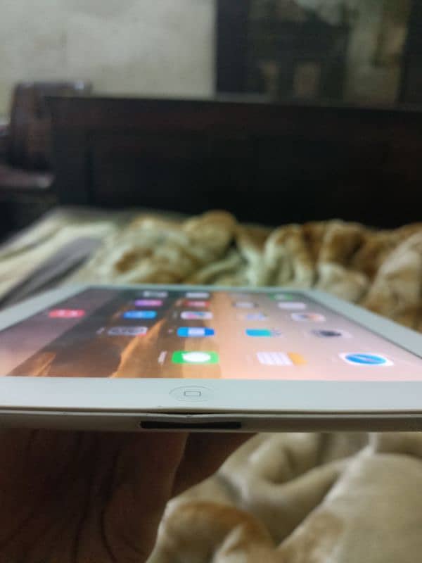 iPad i3 16gb 3