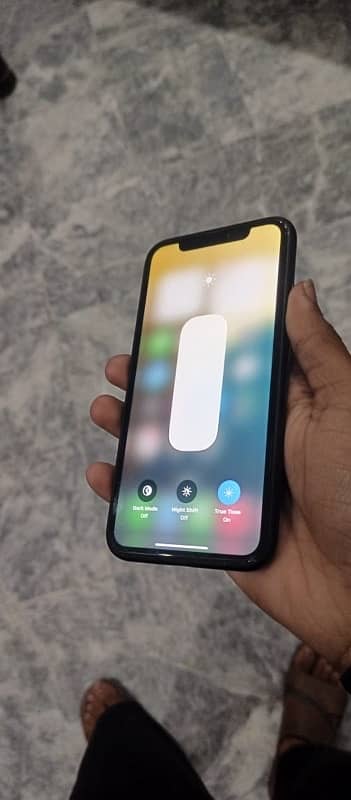 Exchange Iphone Xr , 64 GB , Face id true tone active All ok jv 0