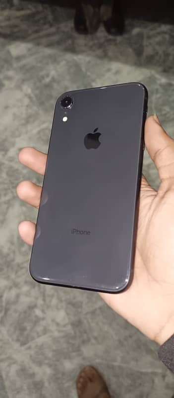 Exchange Iphone Xr , 64 GB , Face id true tone active All ok jv 4